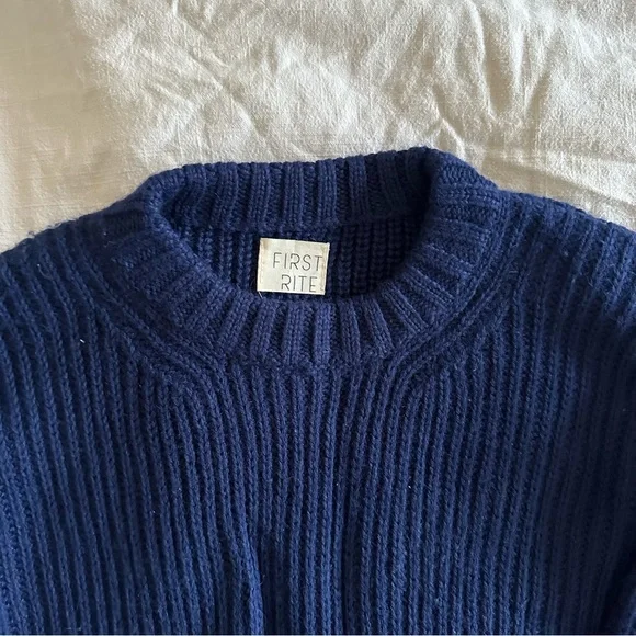 First Rite Cropped Crew Sweater - Picture 3 of 4